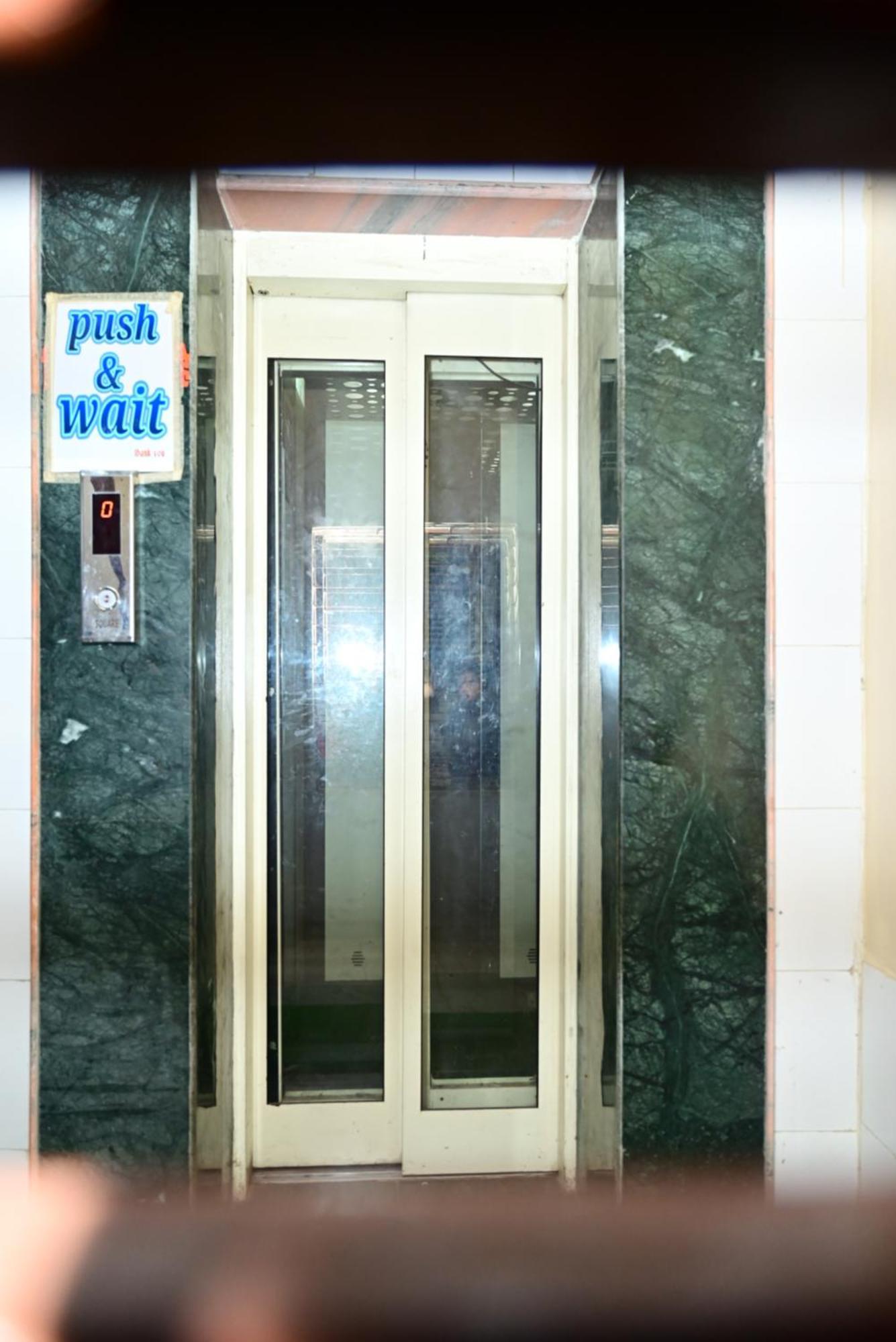 Naimisharanya Maharastra Bhavan Atithi Grah מראה חיצוני תמונה
